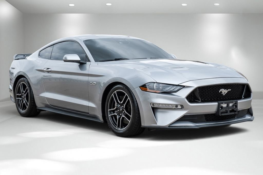 Used 2022 Ford Mustang GT RWD image 5