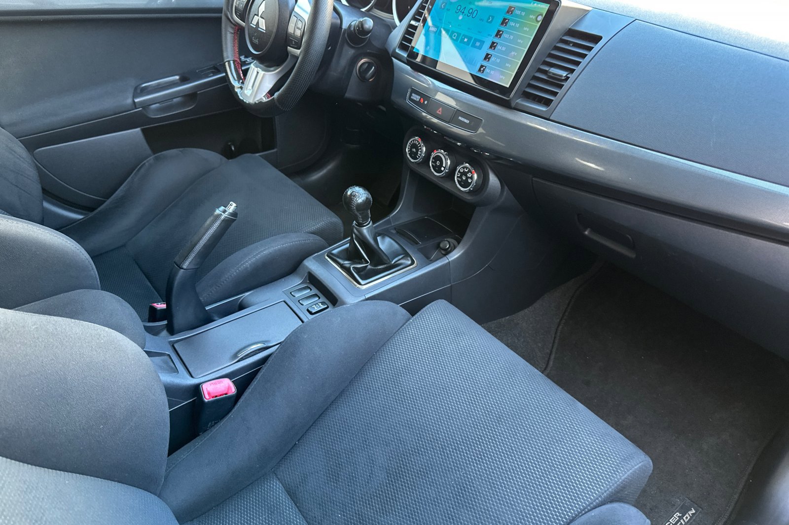 Used 2011 Mitsubishi Lancer Evolution GSR image 18