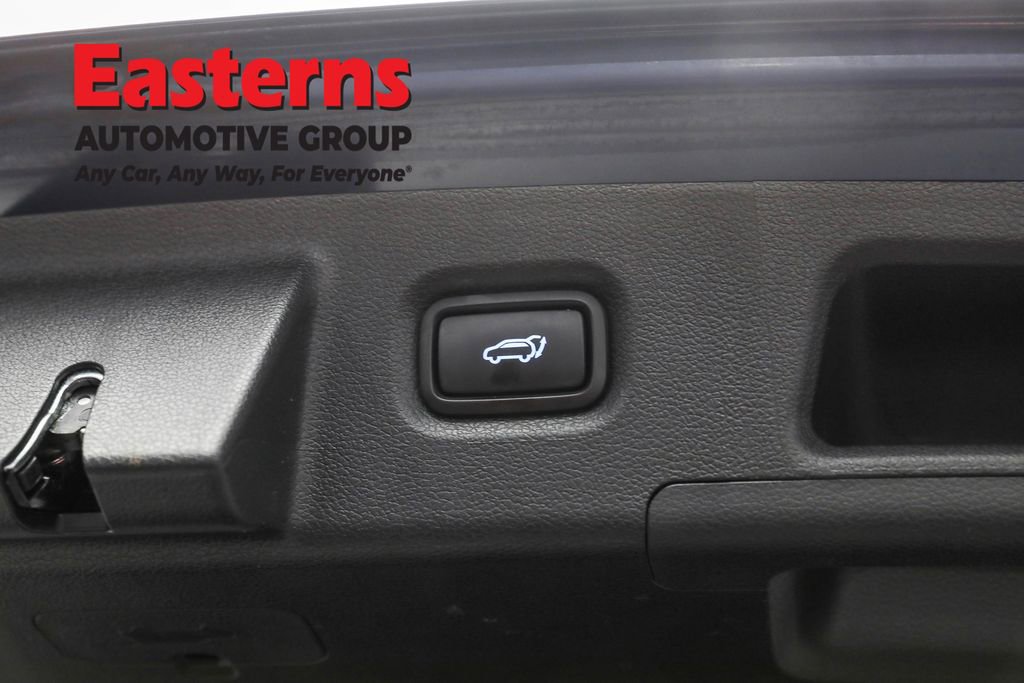 Used 2023 Hyundai Santa Fe SEL w/ Premium Package image 22