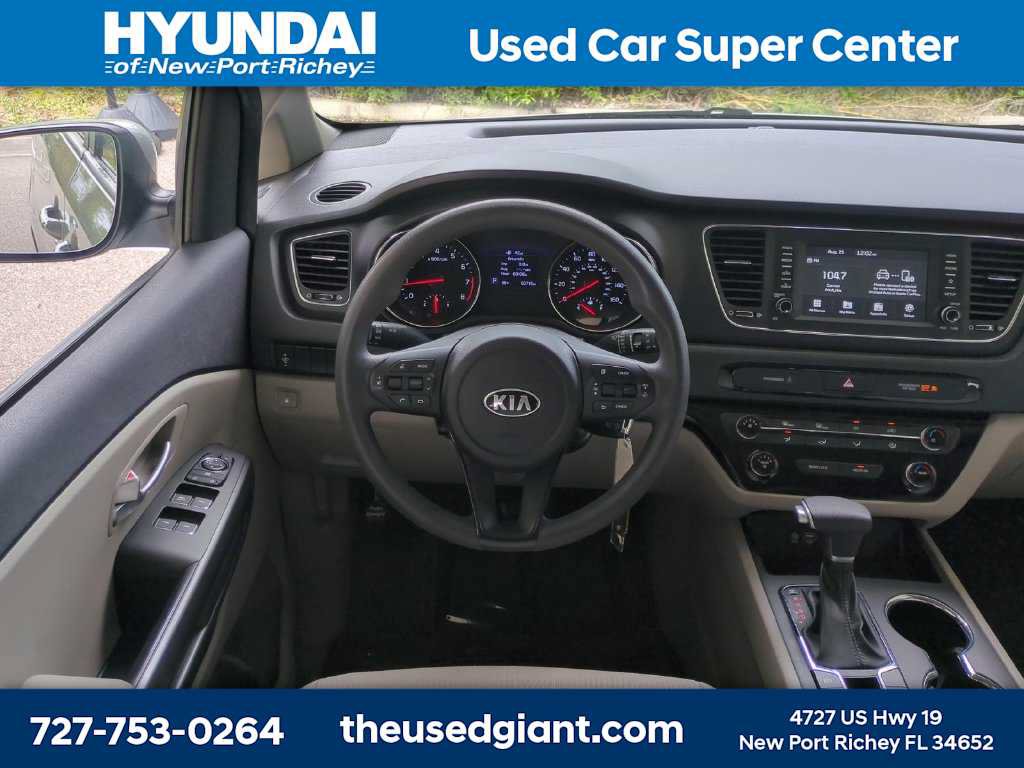 Used 2021 Kia Sedona LX FWD image 17