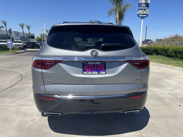 Used 2023 Buick Enclave Essence w/ Sport Touring Edition FWD image 7