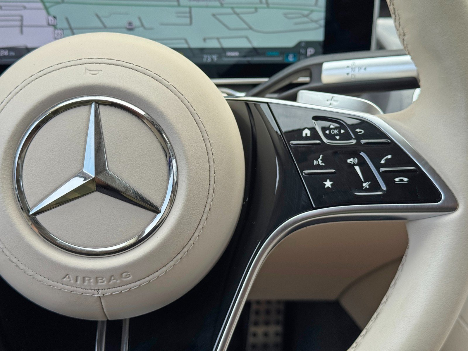 Used 2022 Mercedes-Benz S 580 4MATIC Sedan w/ AMG Line Package image 25