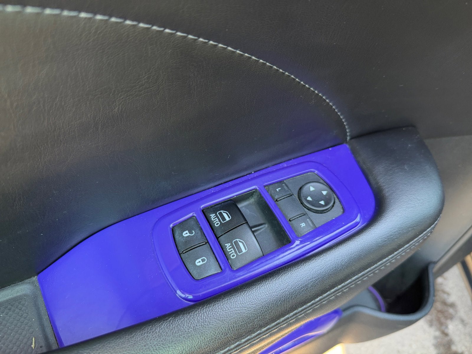 Used 2018 Dodge Challenger GT w/ Driver Convenience Group AWD/4WD image 23