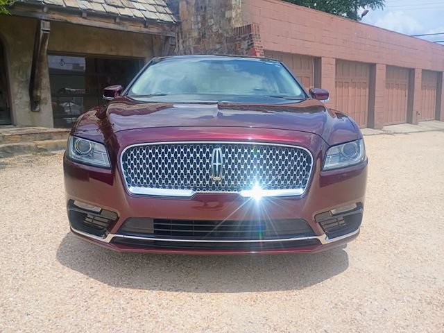 Used 2017 Lincoln Continental Select w/ Climate Package AWD/4WD image 3