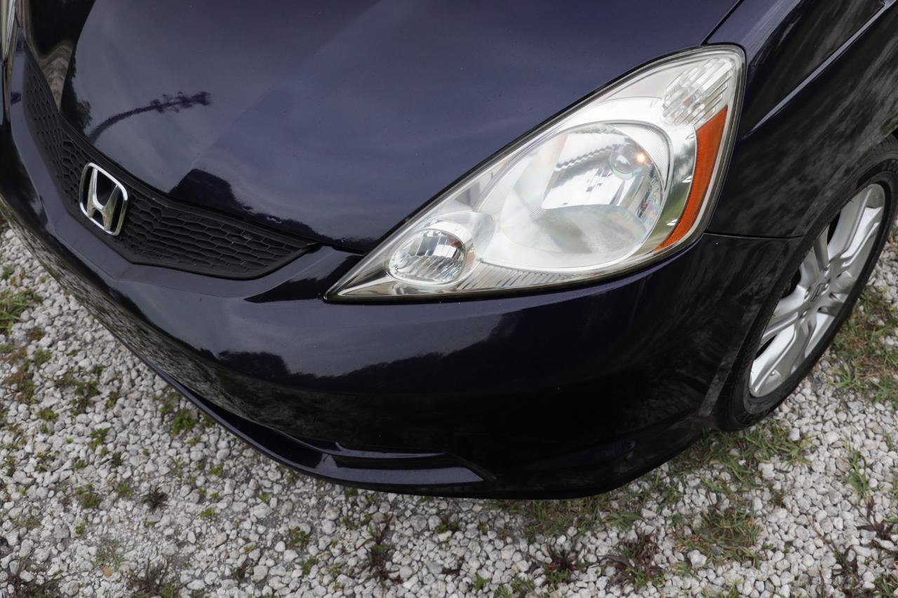 Used 2010 Honda Fit Sport image 23