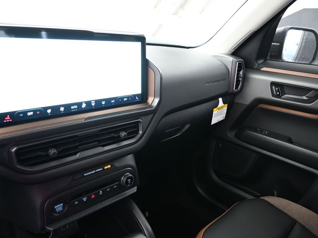 New 2025 Ford Bronco Sport Outer Banks image 21