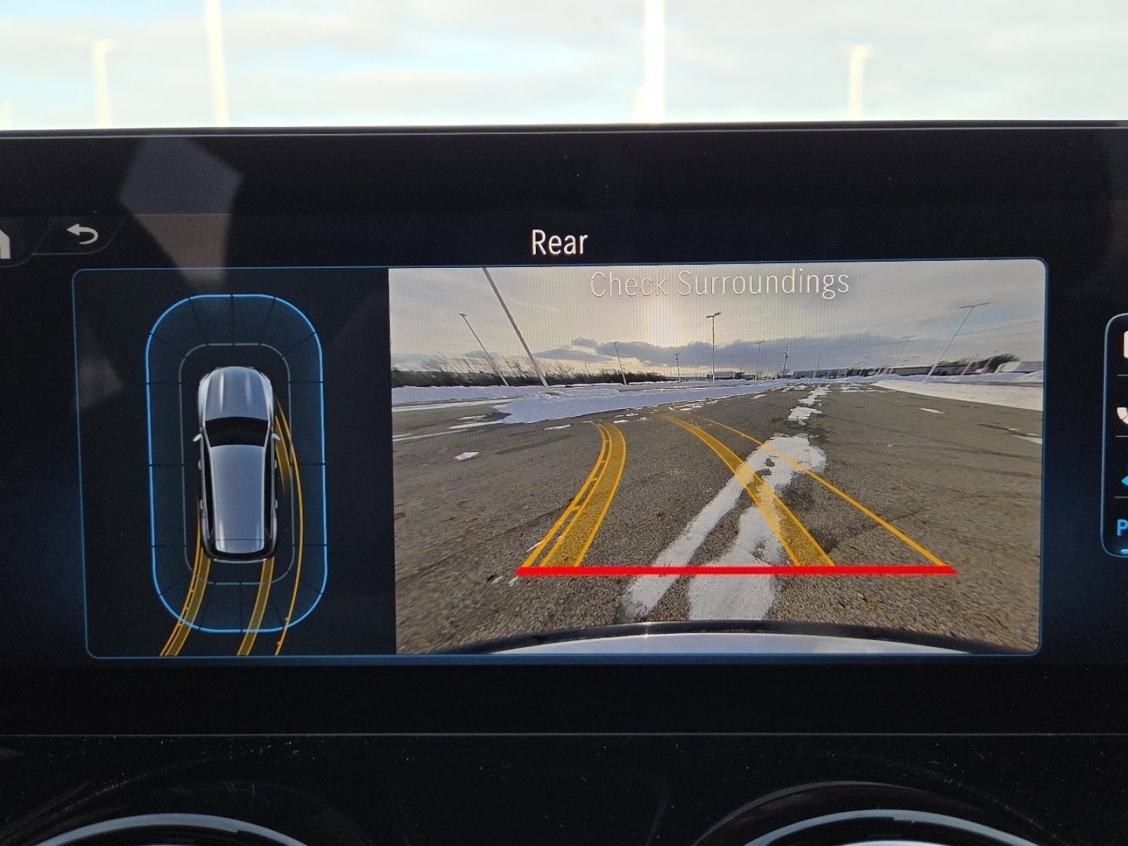 Used 2024 Mercedes-Benz GLB 250 image 6