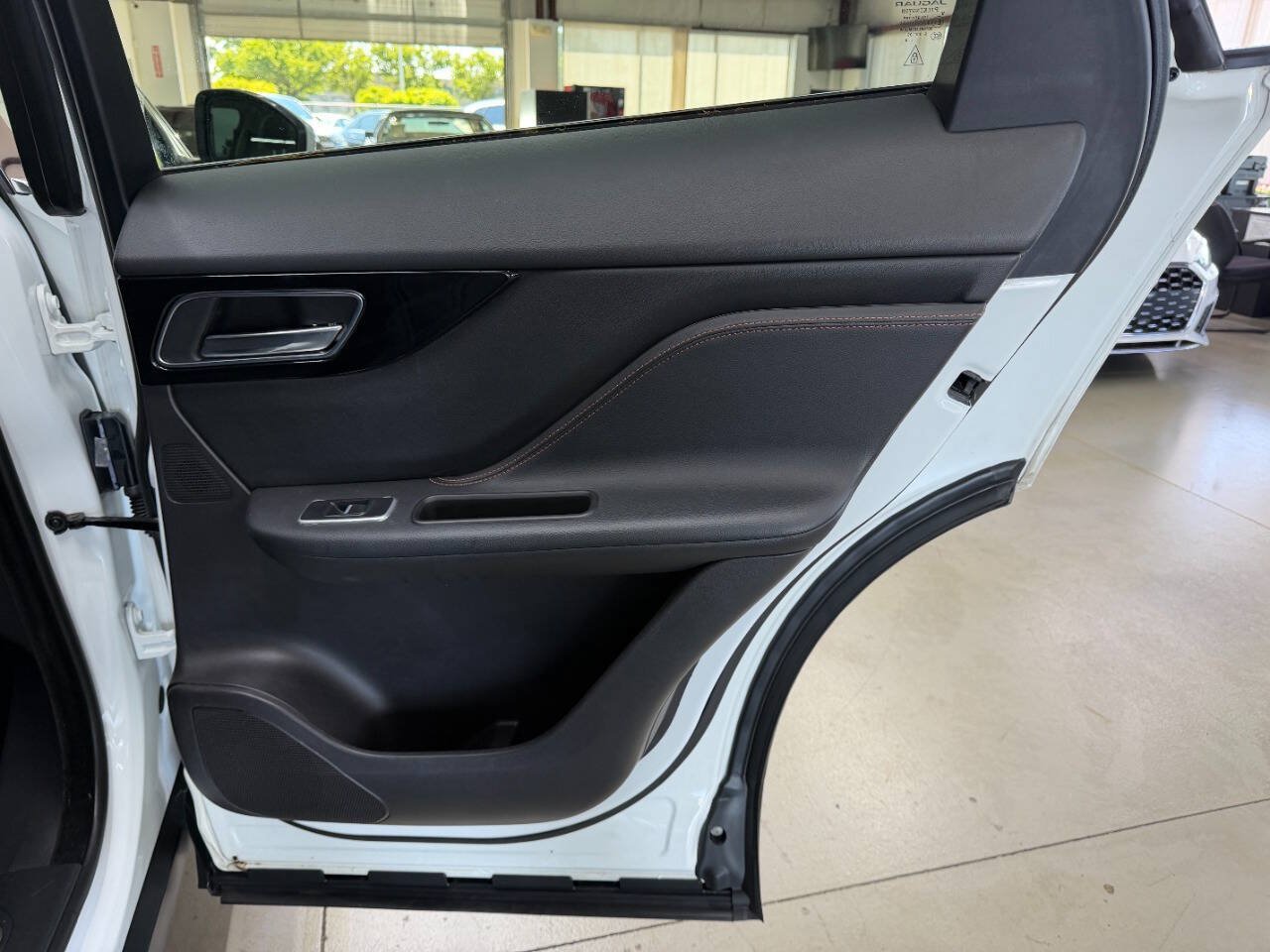 Used 2019 Jaguar F-PACE Prestige AWD/4WD image 14