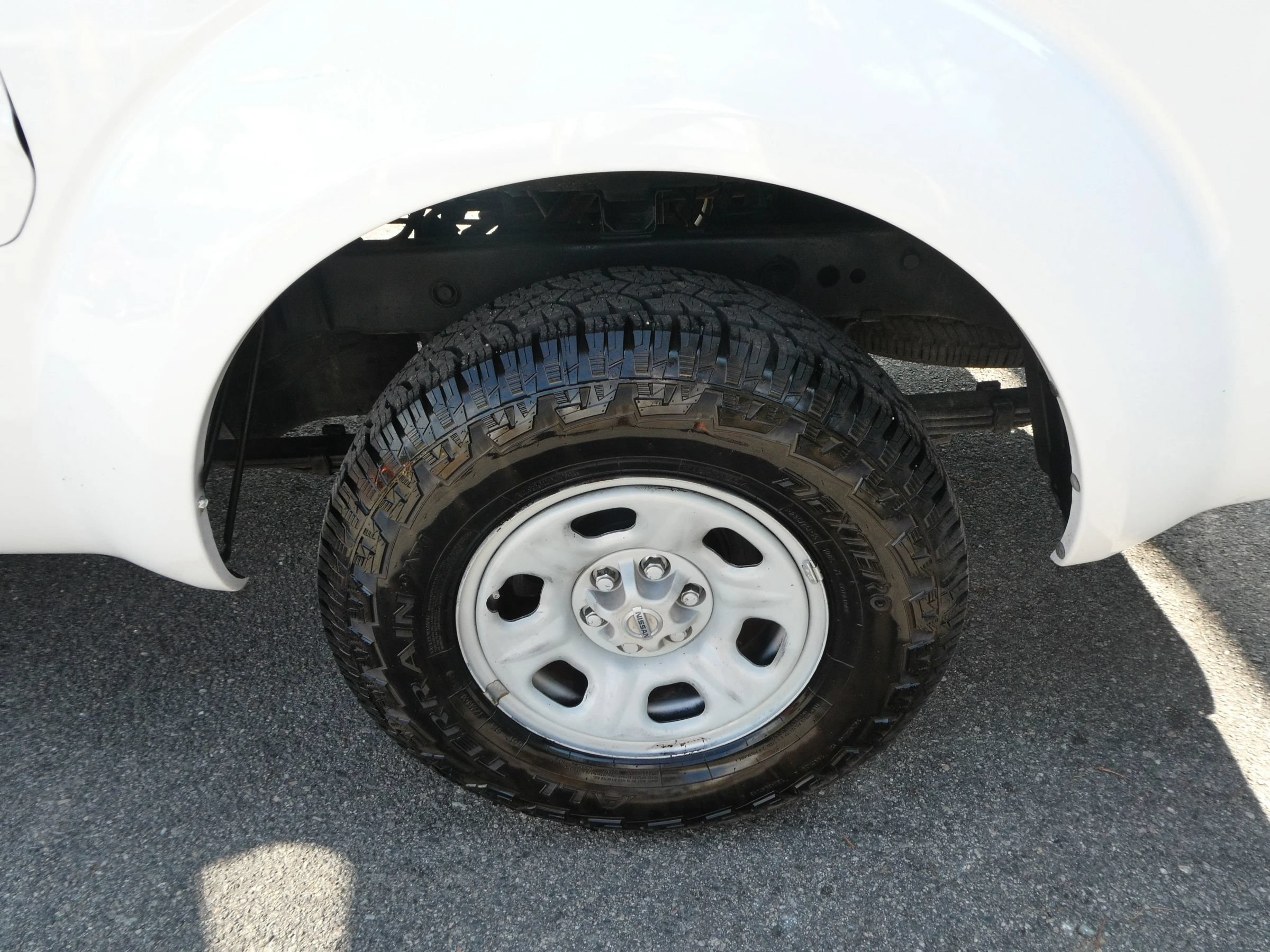 Used 2007 Nissan Frontier XE w/ Preferred Pkg RWD image 31