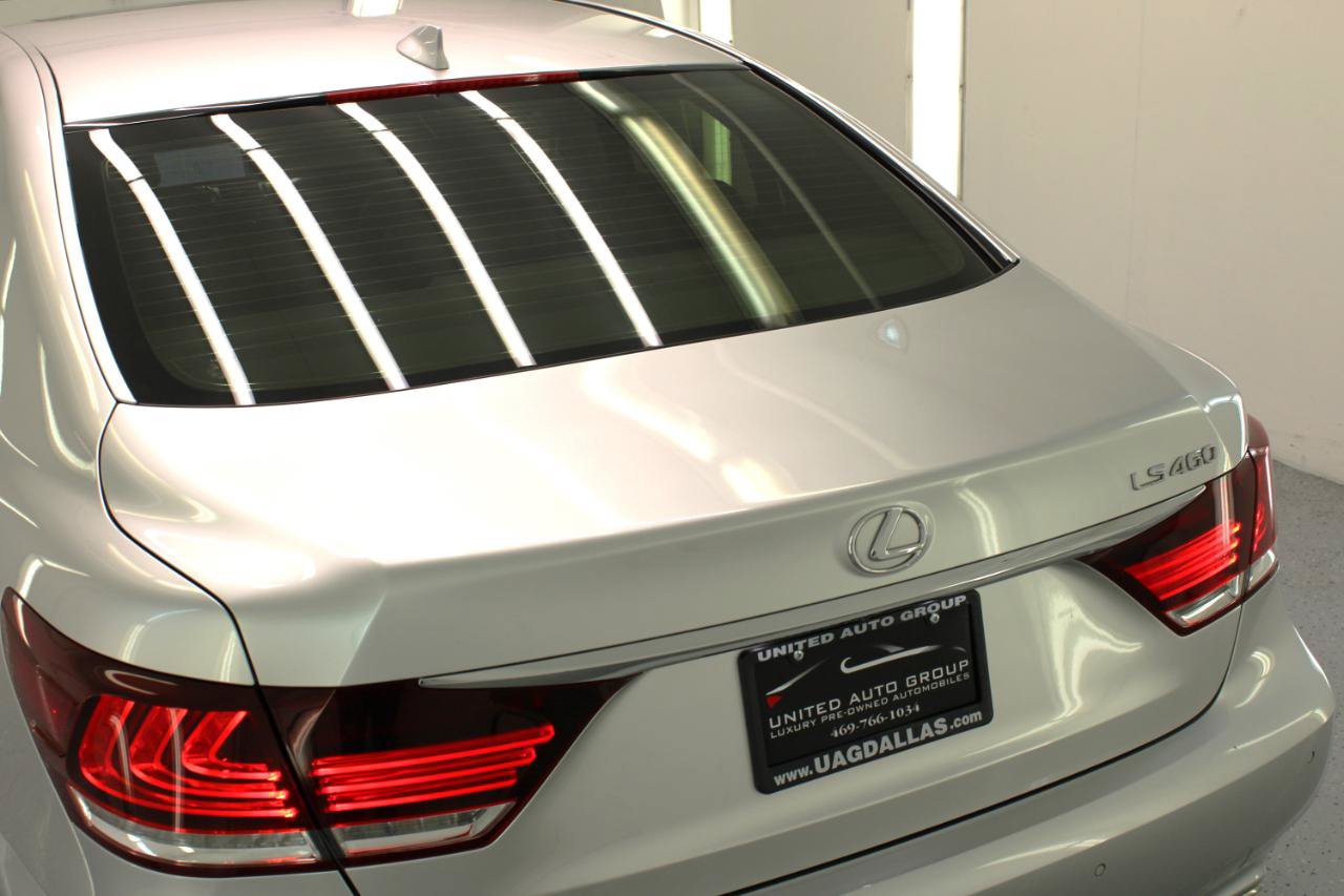 Used 2016 Lexus LS 460 w/ Comfort Package RWD image 22