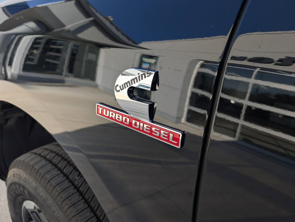 New 2025 RAM 2500 Laramie image 44