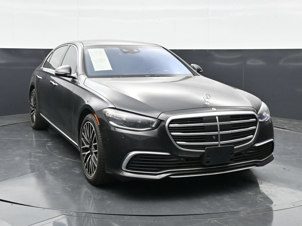 Used 2024 Mercedes-Benz S 580 4MATIC Sedan image 2