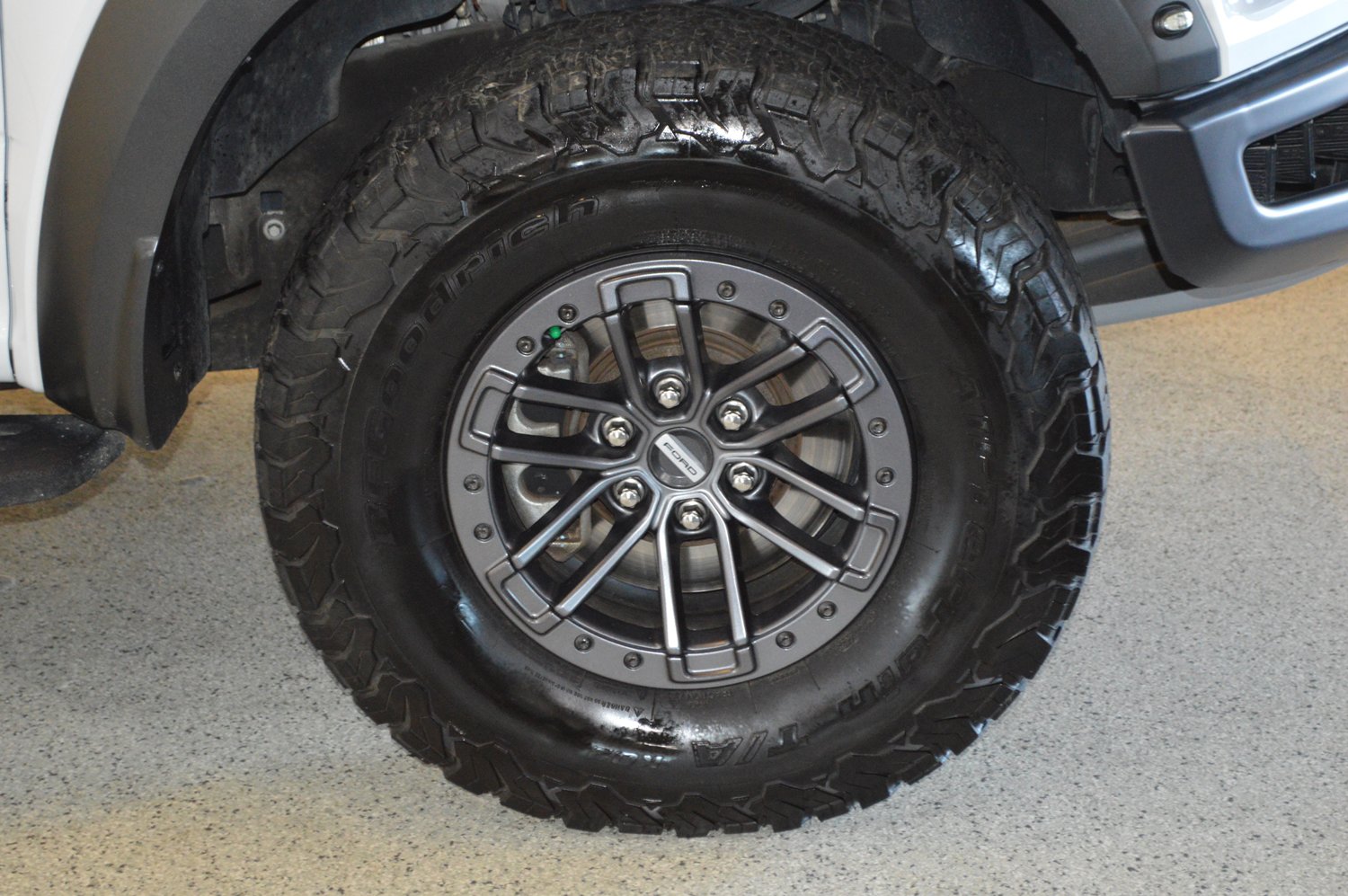Used 2020 Ford F150 Raptor w/ Equipment Group 802A Luxury AWD/4WD image 9