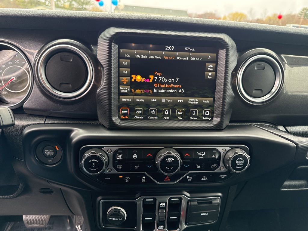 Used 2021 Jeep Wrangler Unlimited Rubicon w/ Trailer Tow Package image 12