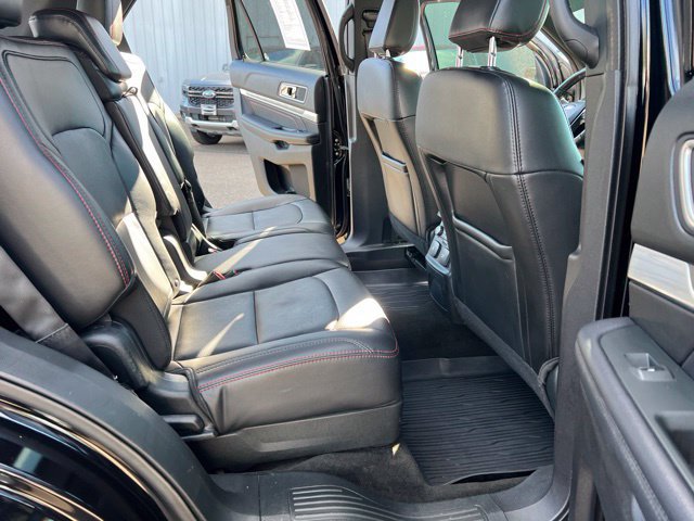 Used 2018 Ford Explorer Sport w/ Equipment Group 401A AWD/4WD image 15