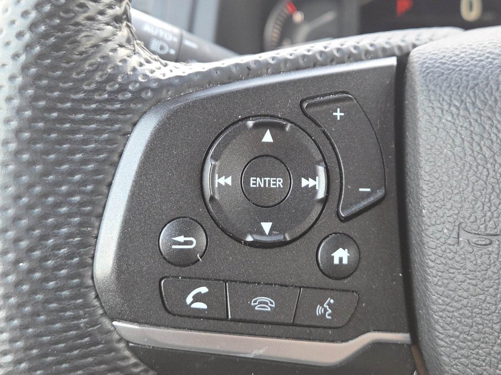 Used 2023 Honda Passport EX-L image 35