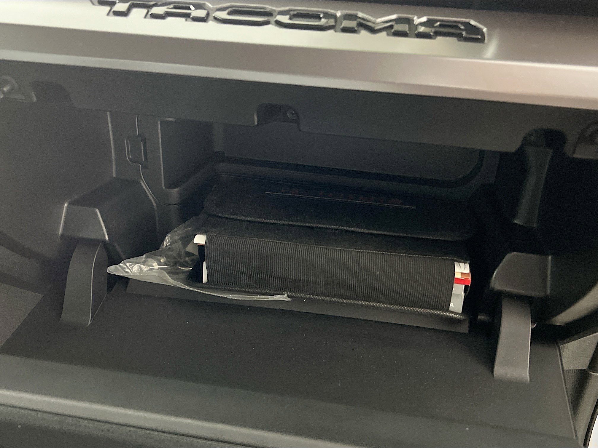 Used 2024 Toyota Tacoma SR5 image 33