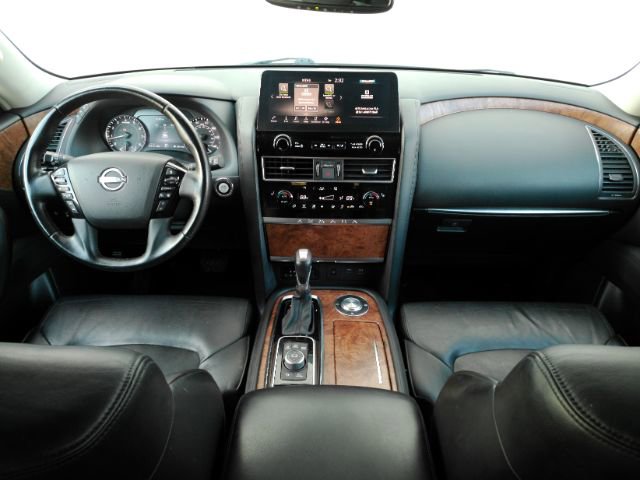 Used 2023 Nissan Armada SL w/ Captain's Chairs Package image 3