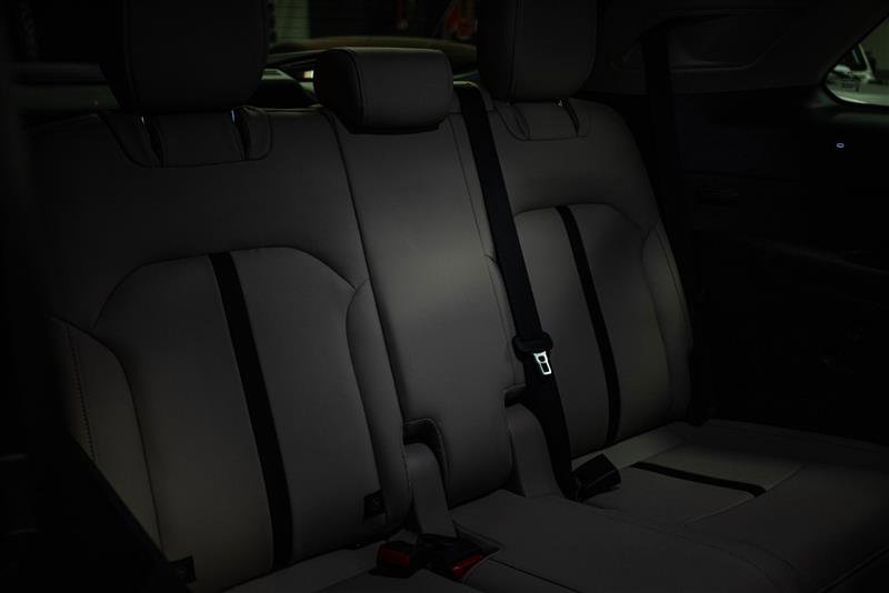 Used 2024 MAZDA CX-90 Plug-In Hybrid w/ Preferred AWD/4WD image 10