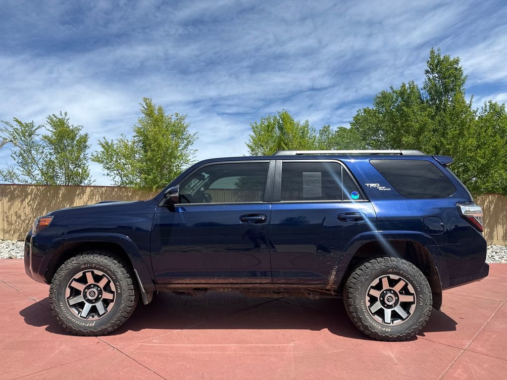 Used 2018 Toyota 4Runner TRD Off-Road Premium image 6