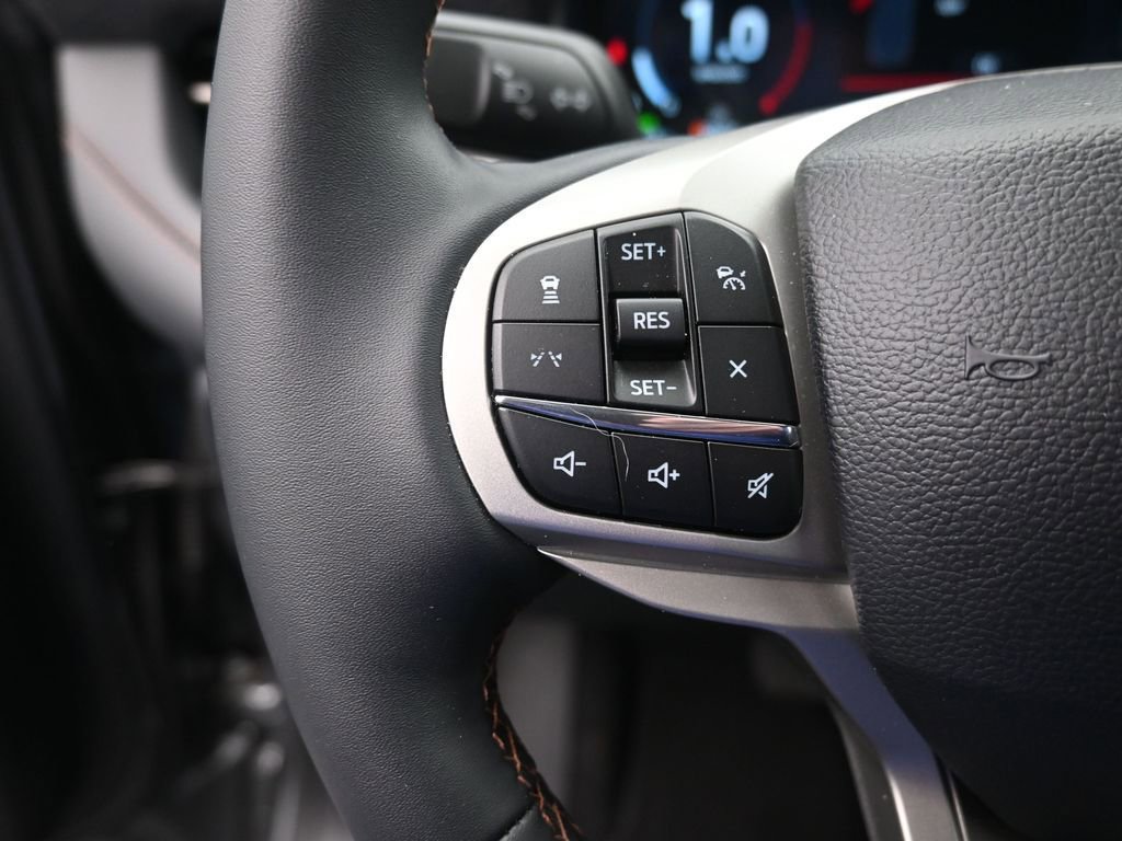 New 2026 Ford Explorer Active image 7