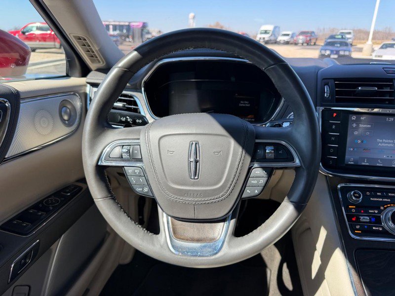 Used 2020 Lincoln Continental Reserve w/ Luxury Package image 14