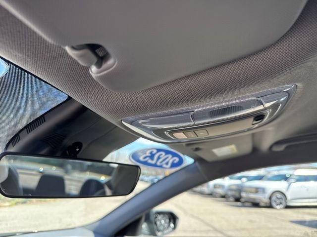 Used 2023 Hyundai Elantra SEL w/ Convenience Package image 40