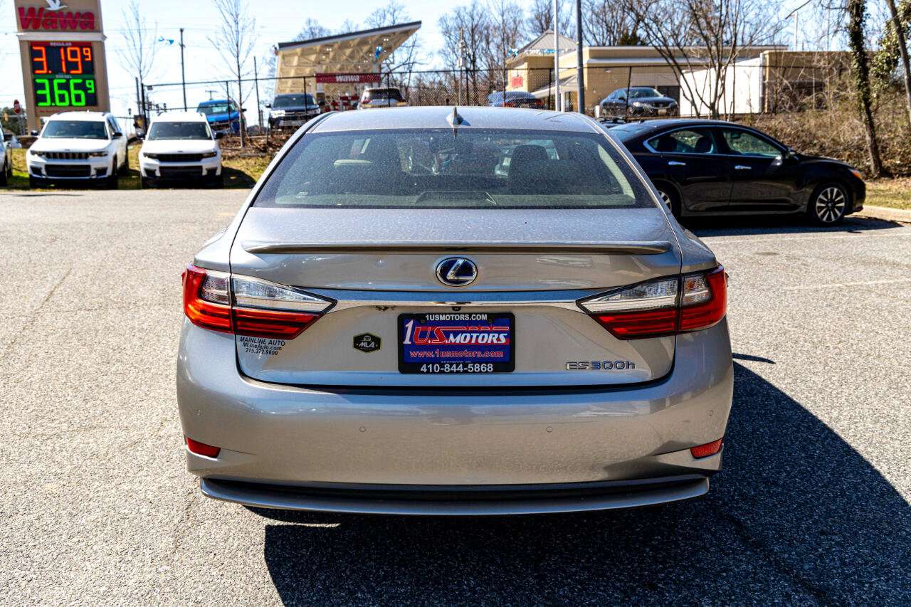 Used 2017 Lexus ES 300h image 5