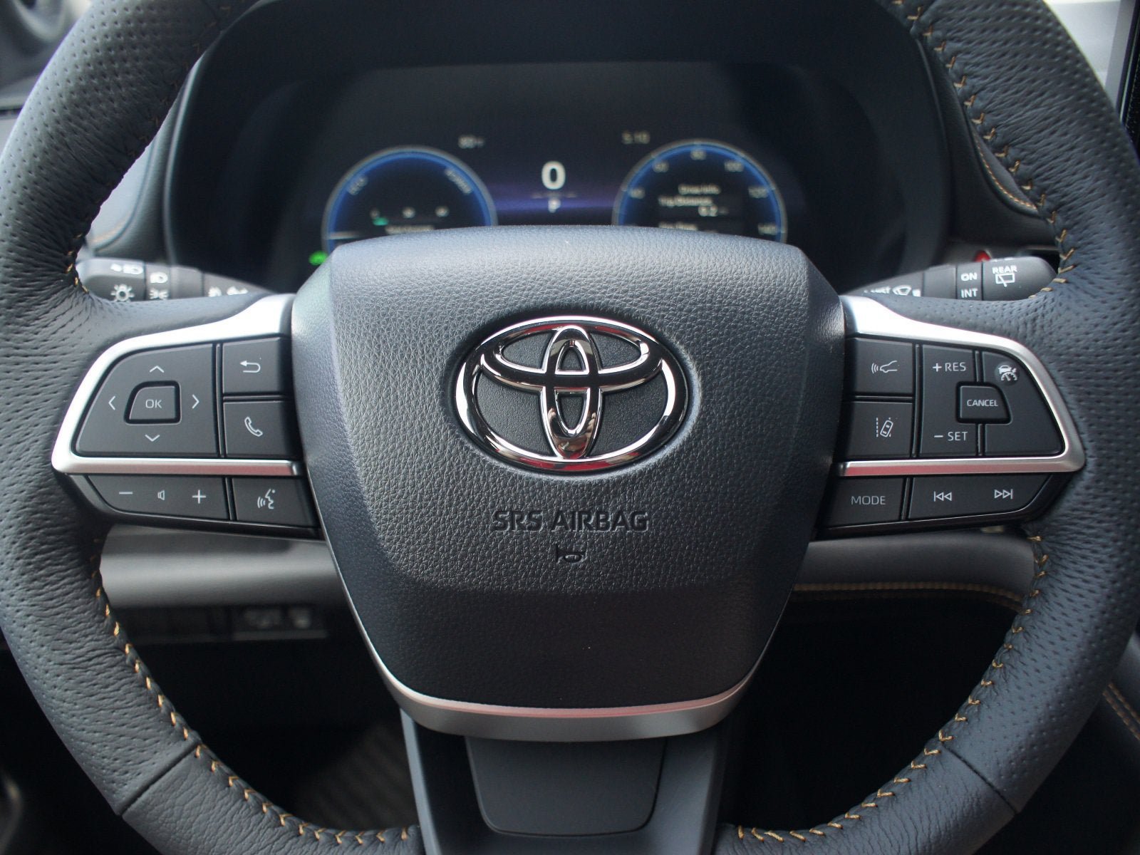 Certified 2026 Toyota Sienna XLE Woodland Edition AWD/4WD image 20