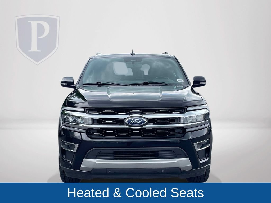 Used 2024 Ford Expedition Max Limited AWD/4WD image 3