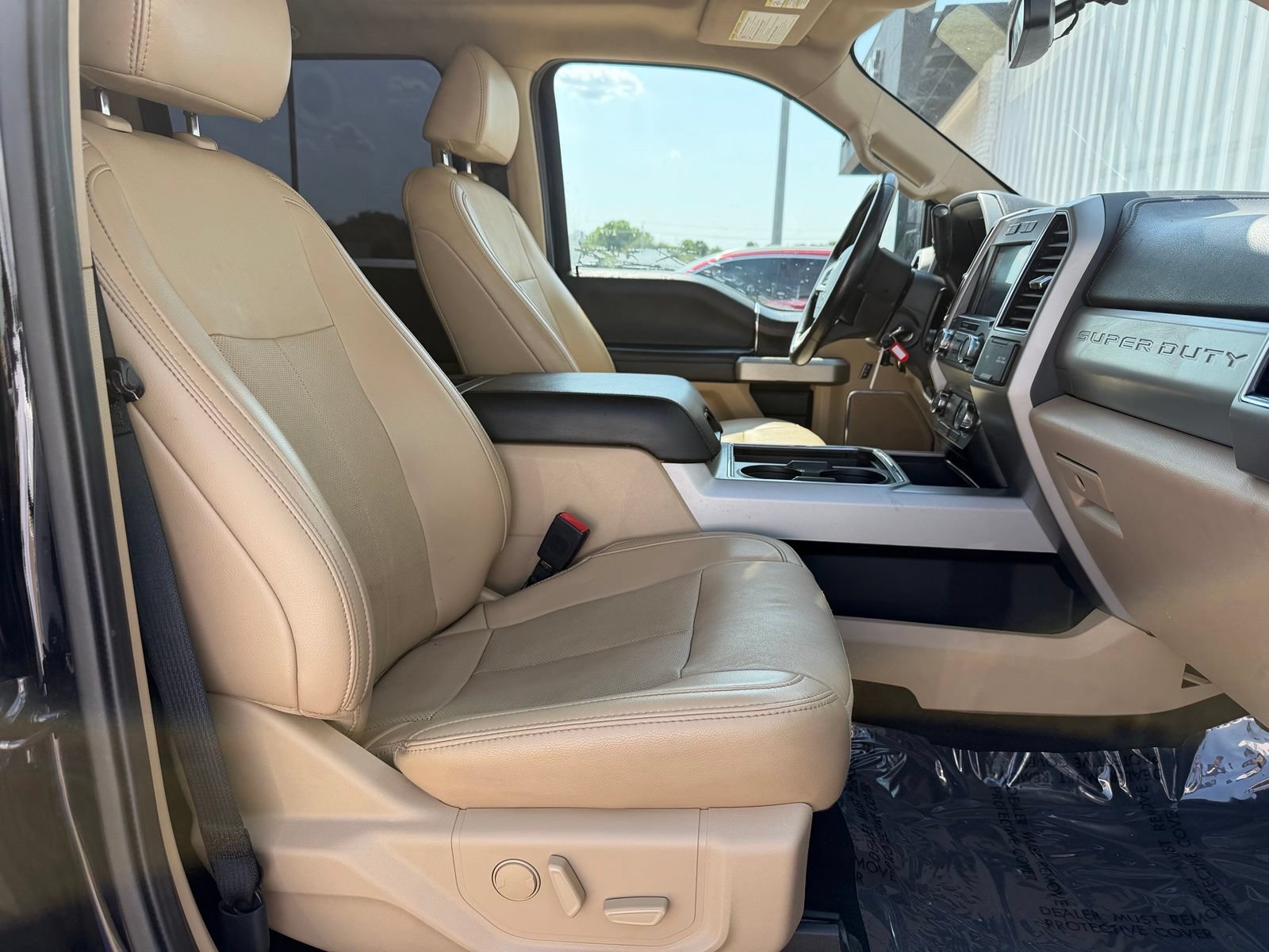 Used 2021 Ford F250 Lariat w/ FX4 Off-Road Package AWD/4WD image 24