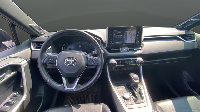 Used 2019 Toyota RAV4 XSE AWD/4WD image 11