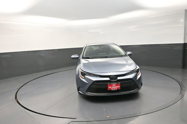 Used 2024 Toyota Corolla LE FWD image 31
