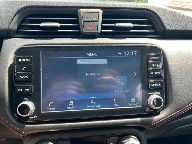 Used 2024 Nissan Versa SR FWD image 18