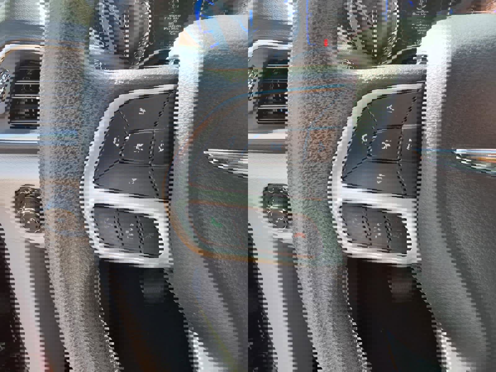 Used 2018 Chrysler Pacifica Touring Plus image 7