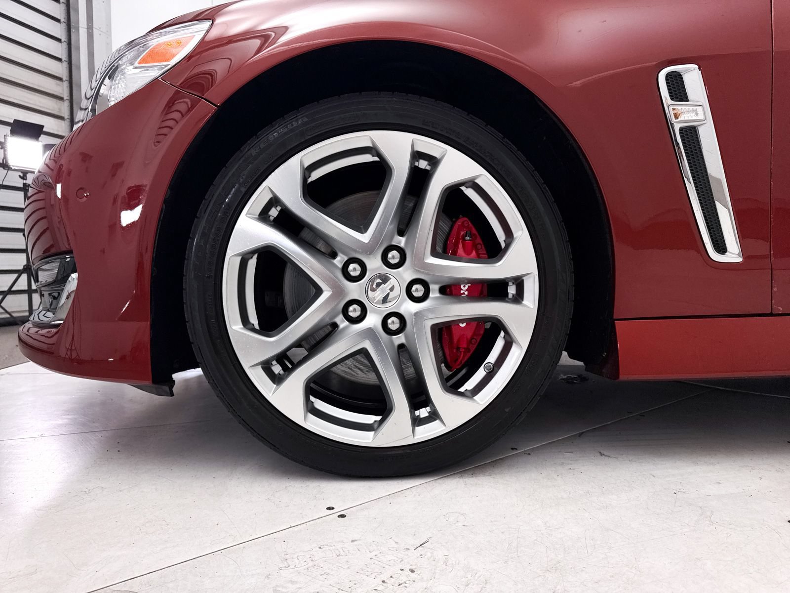 Used 2016 Chevrolet SS RWD image 19