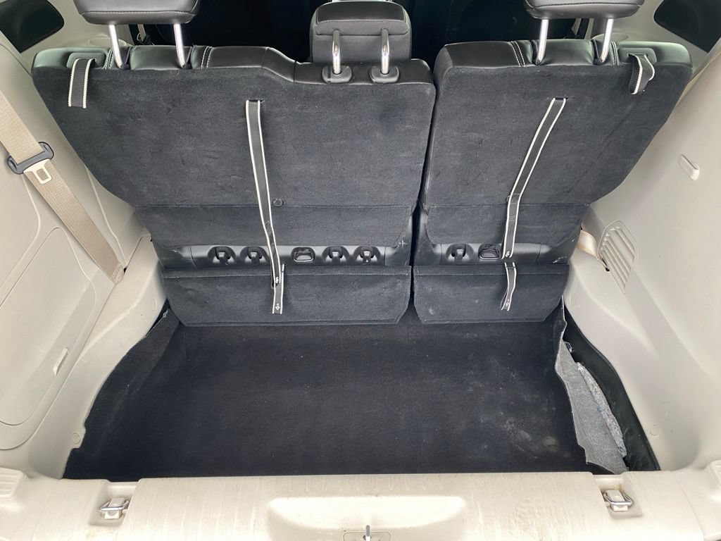 Used 2023 Chrysler Pacifica Touring-L FWD image 26