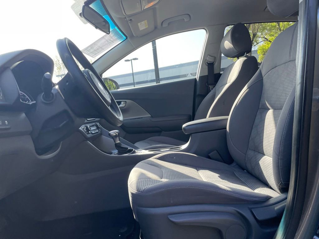Used 2018 Kia Niro LX FWD image 21