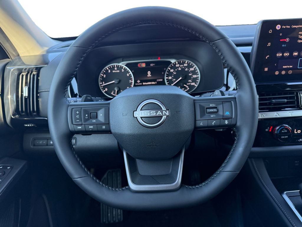 New 2026 Nissan Pathfinder SV image 12