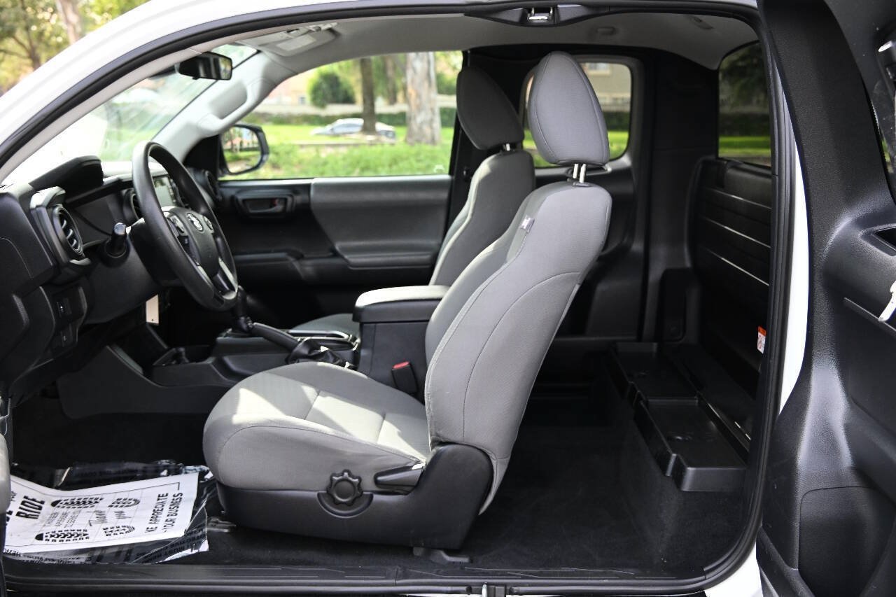 Used 2020 Toyota Tacoma SR RWD image 9