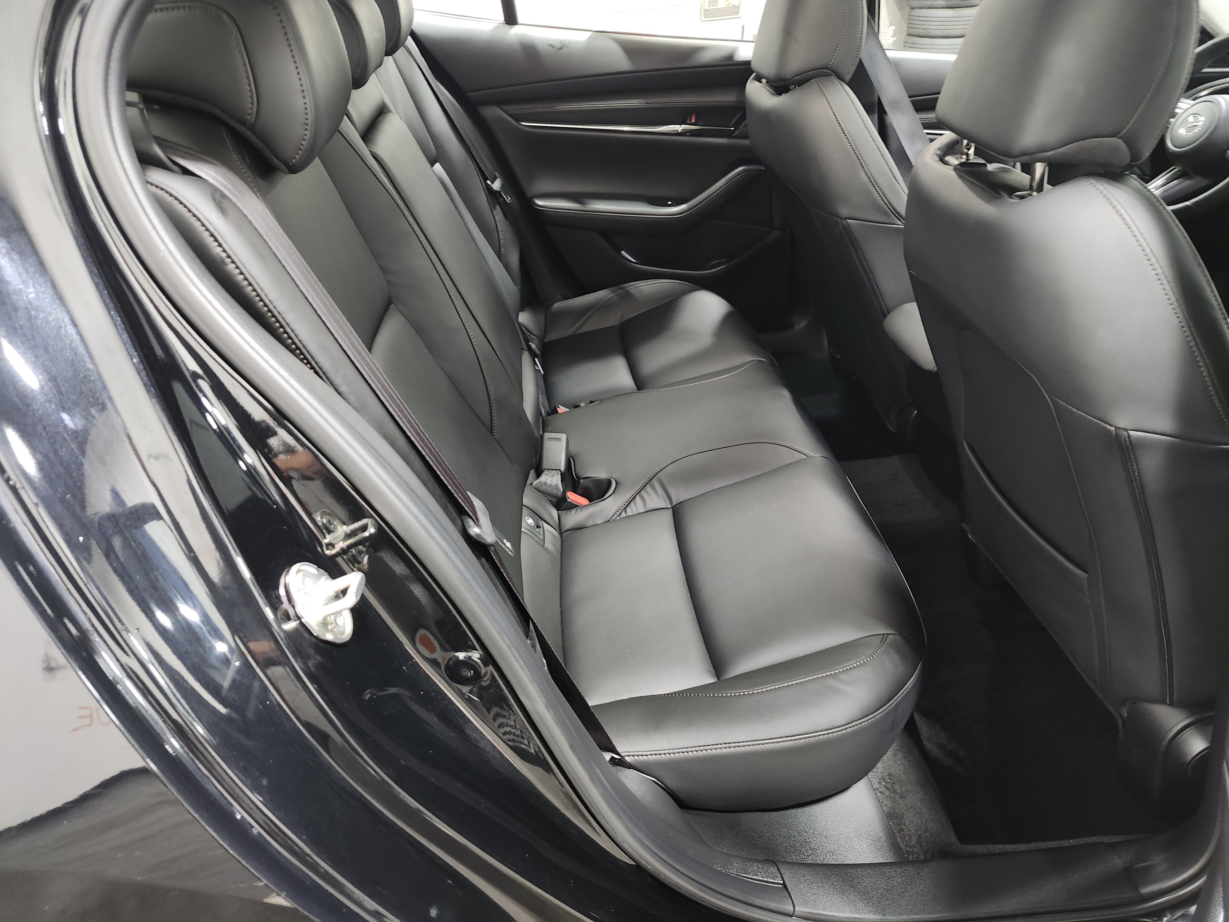 Used 2021 MAZDA MAZDA3 s FWD image 20