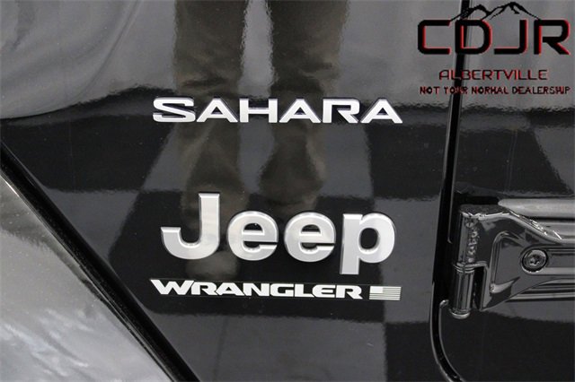 Used 2024 Jeep Wrangler Sahara w/ Technology Group image 42