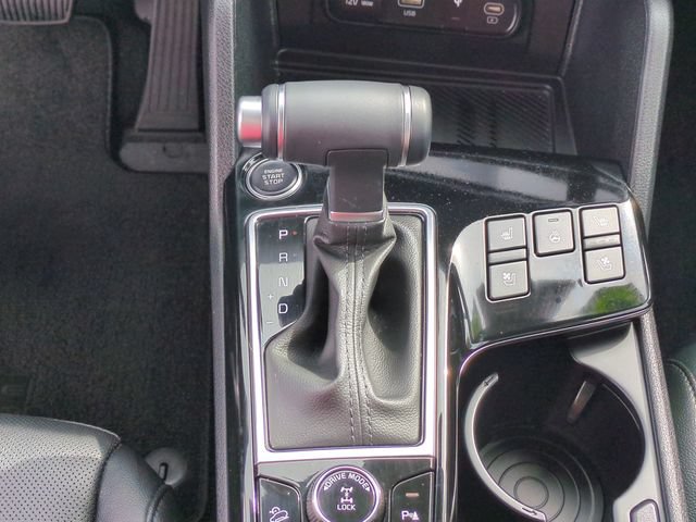 Certified 2025 Kia Sportage SX AWD/4WD image 24