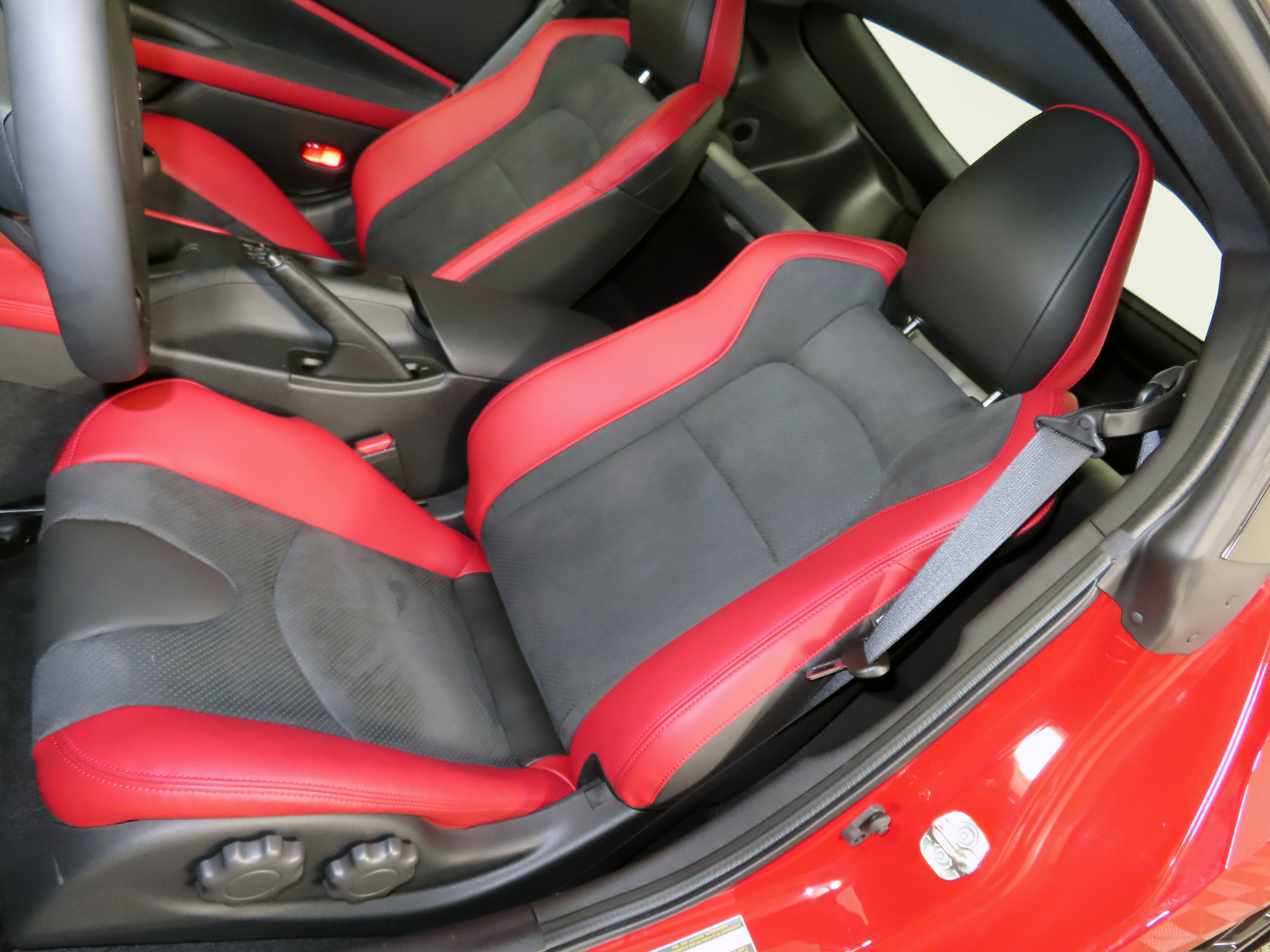 New 2026 Nissan Z Performance w/ Floor Mat Package image 21