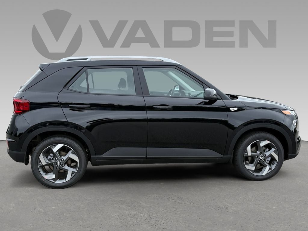 New 2026 Hyundai Venue SEL FWD image 7
