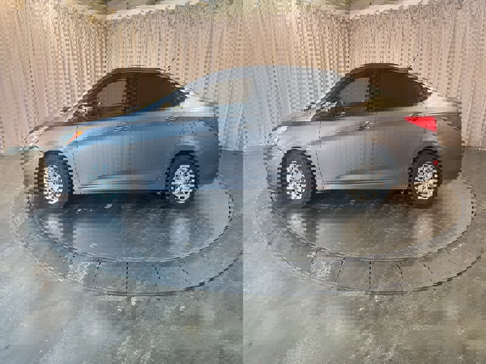 Used 2015 Hyundai Accent GLS image 8