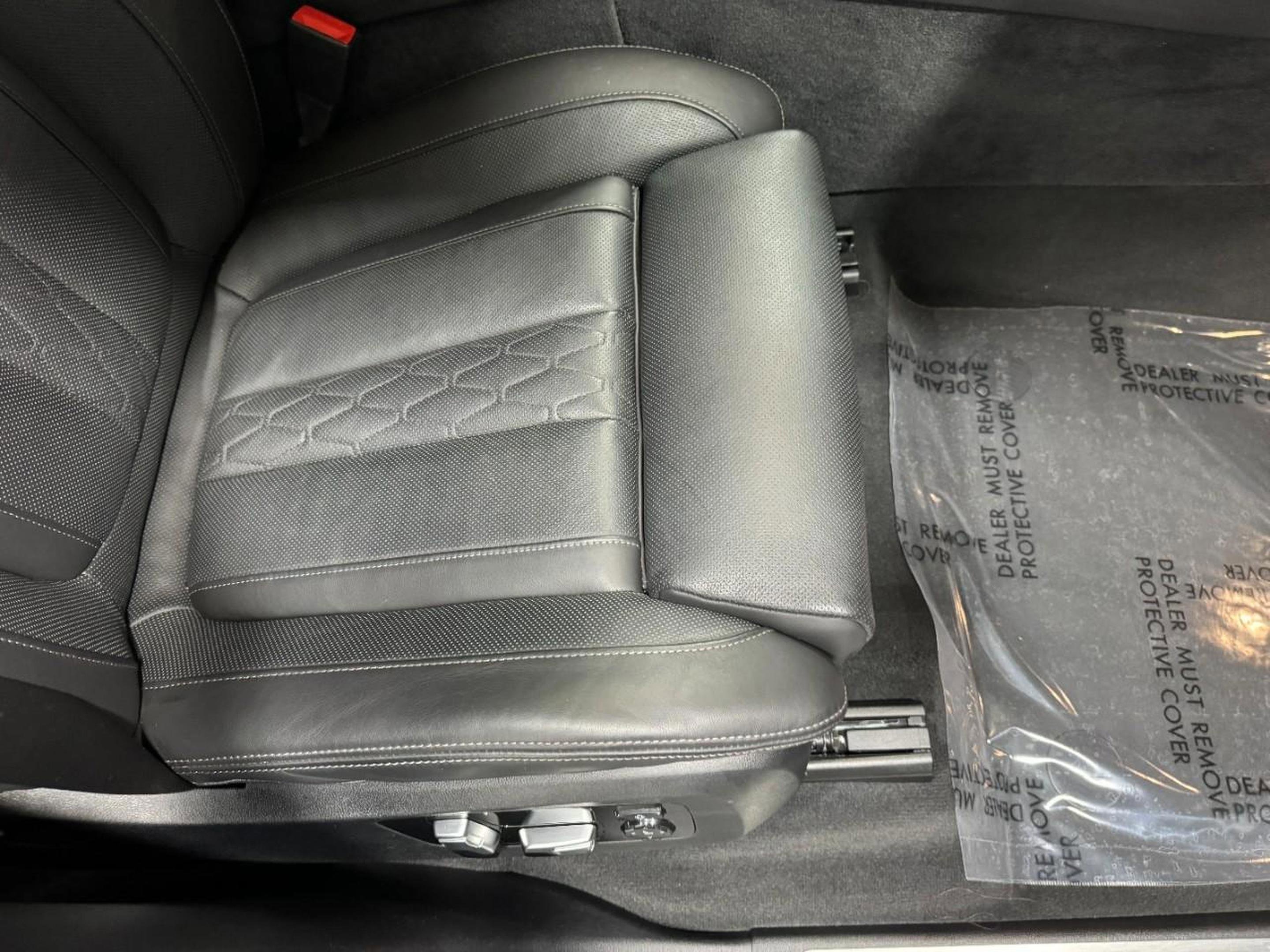 Used 2025 BMW X7 xDrive40i image 18