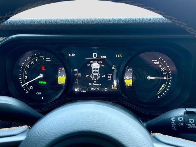 Used 2024 Jeep Wrangler Willys AWD/4WD image 36