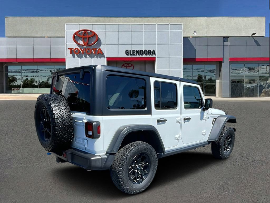 Used 2024 Jeep Wrangler Unlimited AWD/4WD image 3
