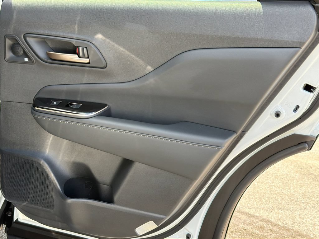New 2026 Toyota Crown Signia AWD/4WD image 19
